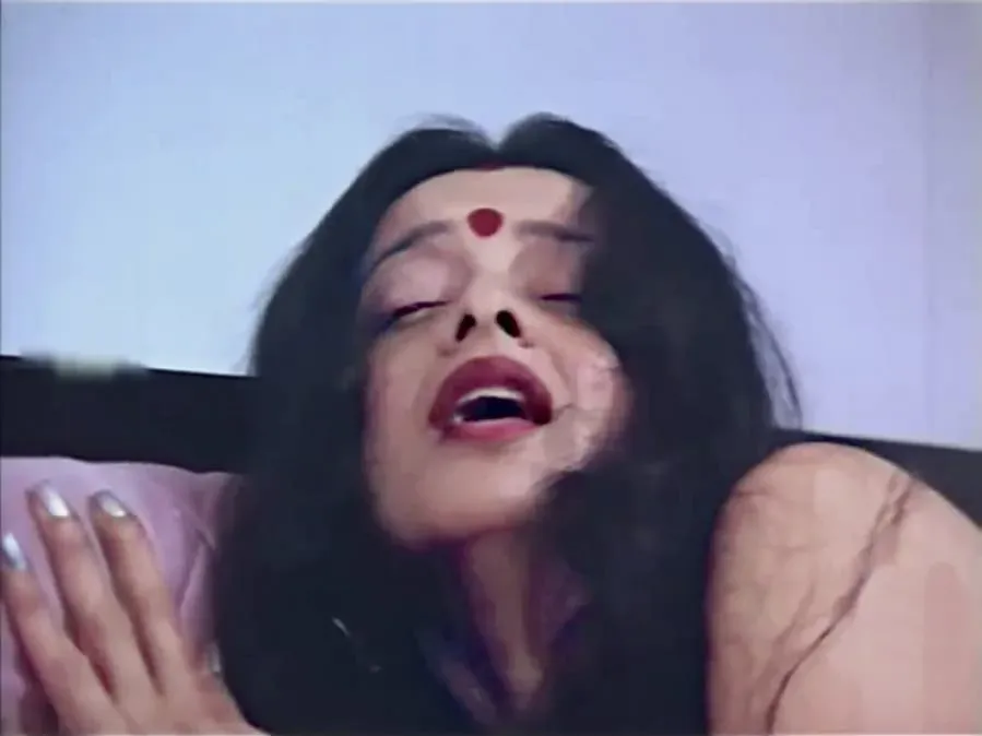 Aastha: In the Prison of Spring online