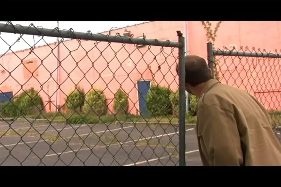 Average Community online