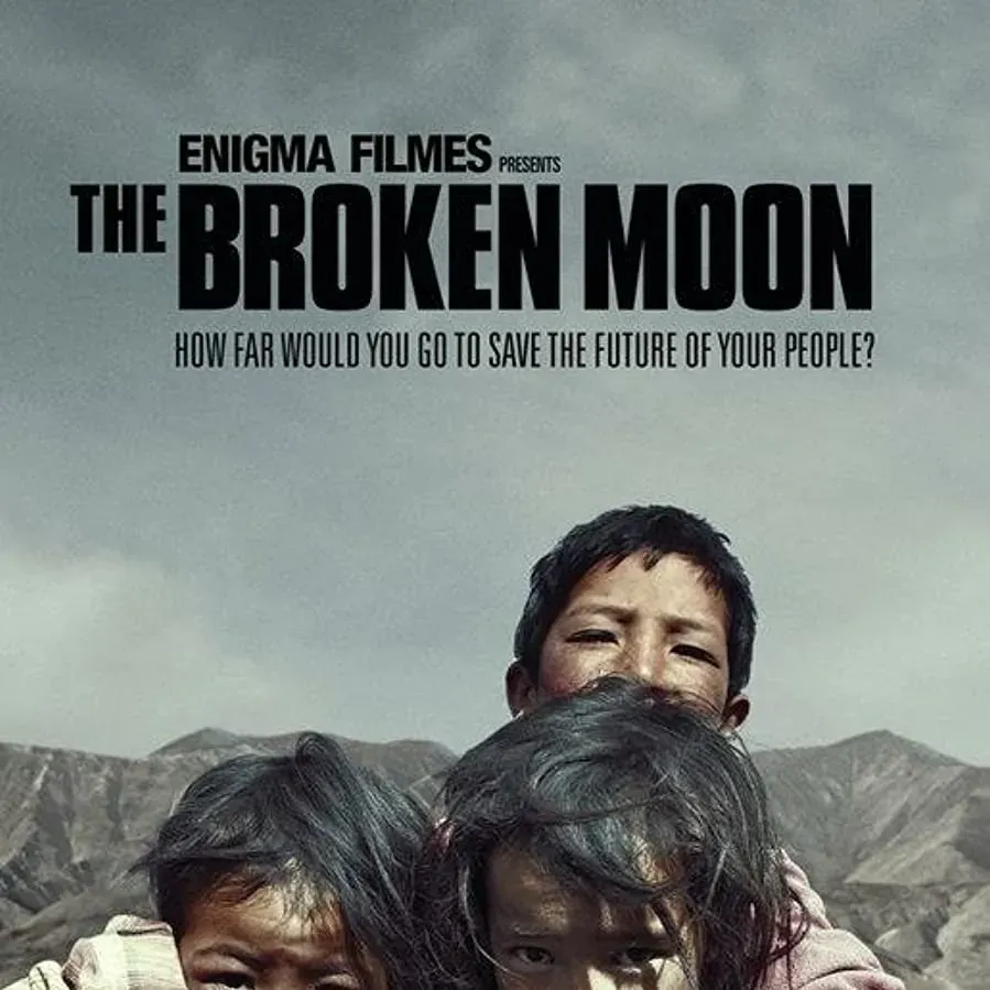 The Broken Moon online