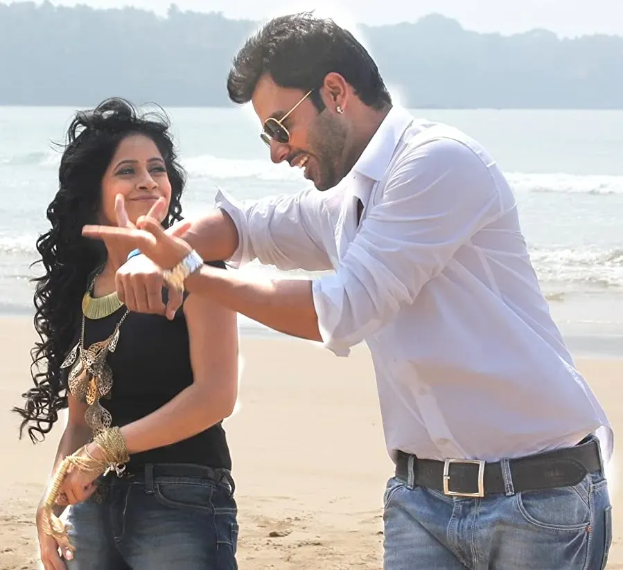 Pooja Kiven Aa online