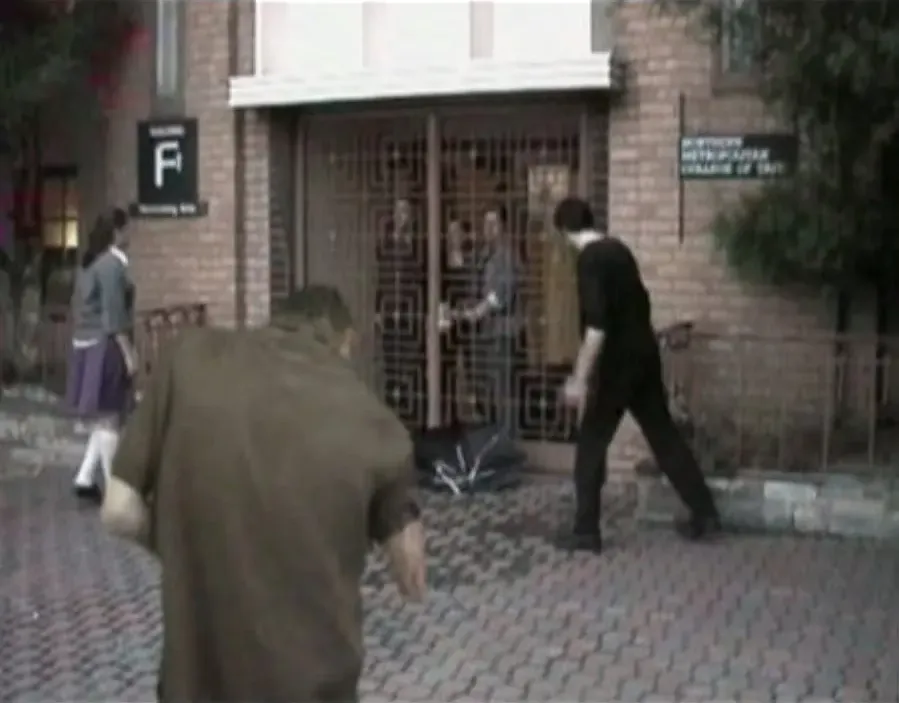 When Evil Reigns online