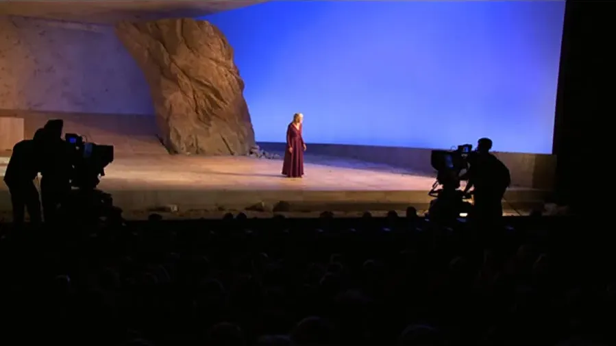 National Theatre Live: Phèdre online