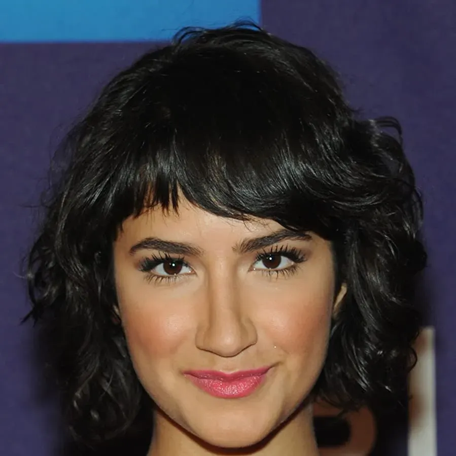 Farah Goes Bang online