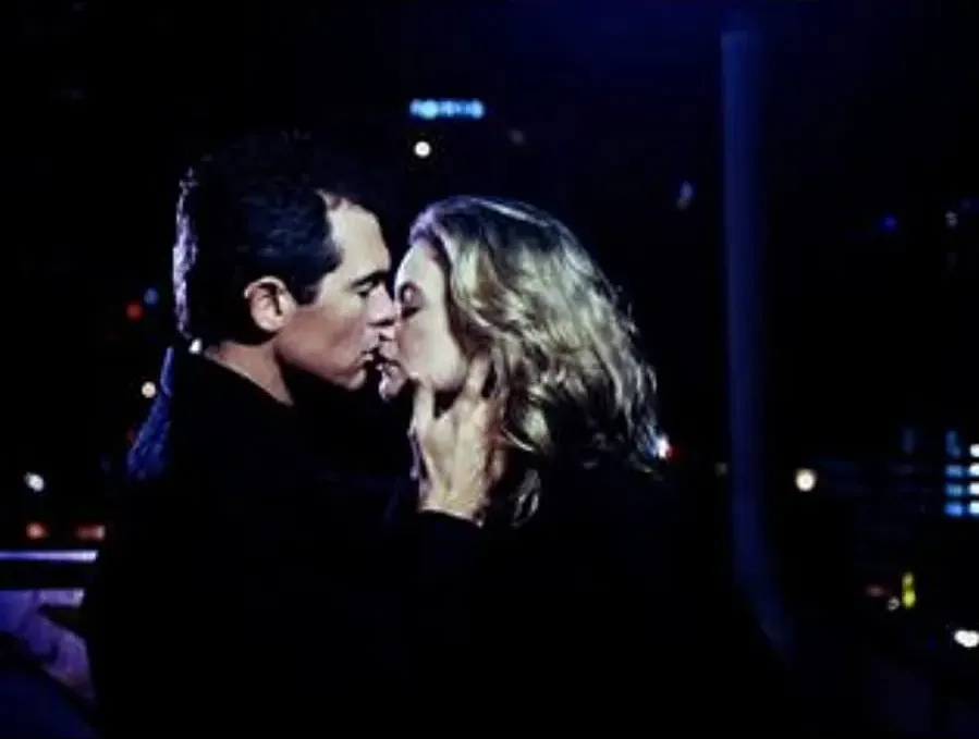 Five Moments of Infidelity online