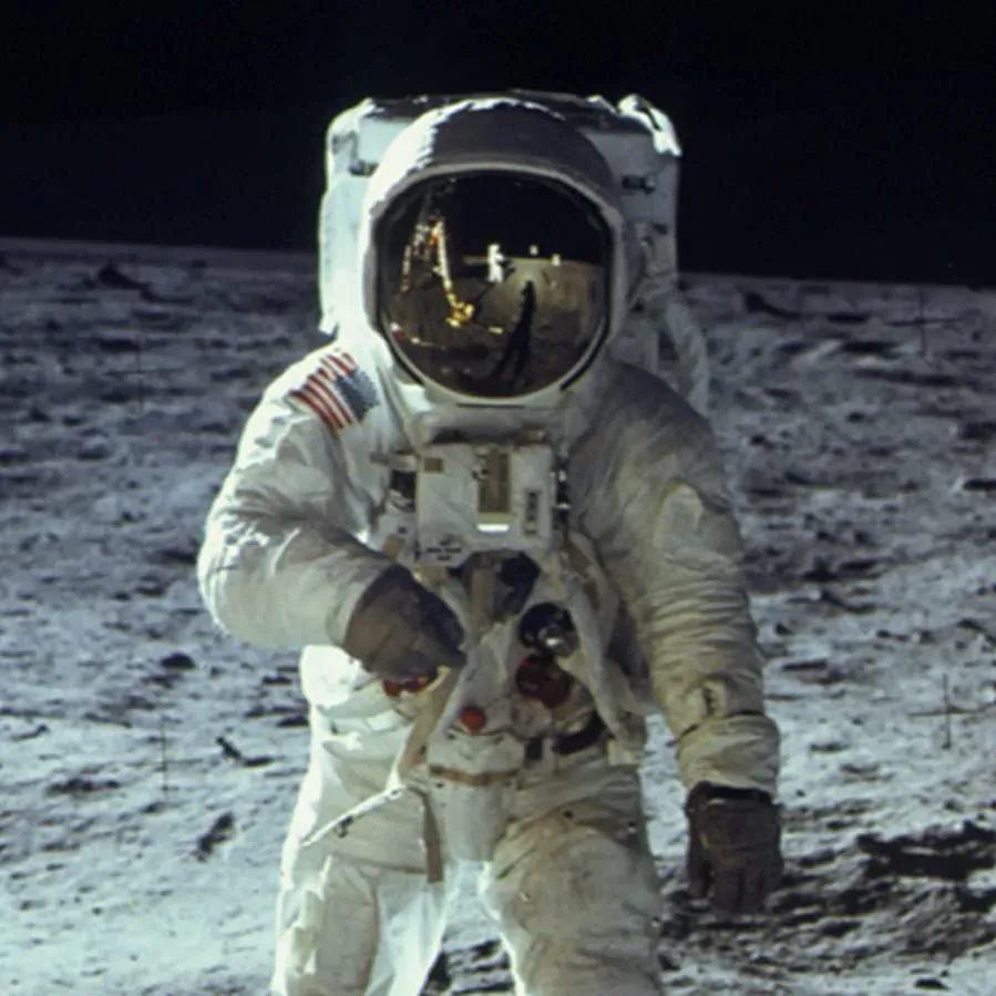 The Other Side of the Moon online