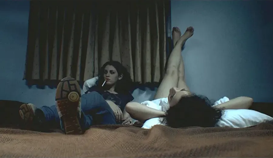 Joe + Belle online