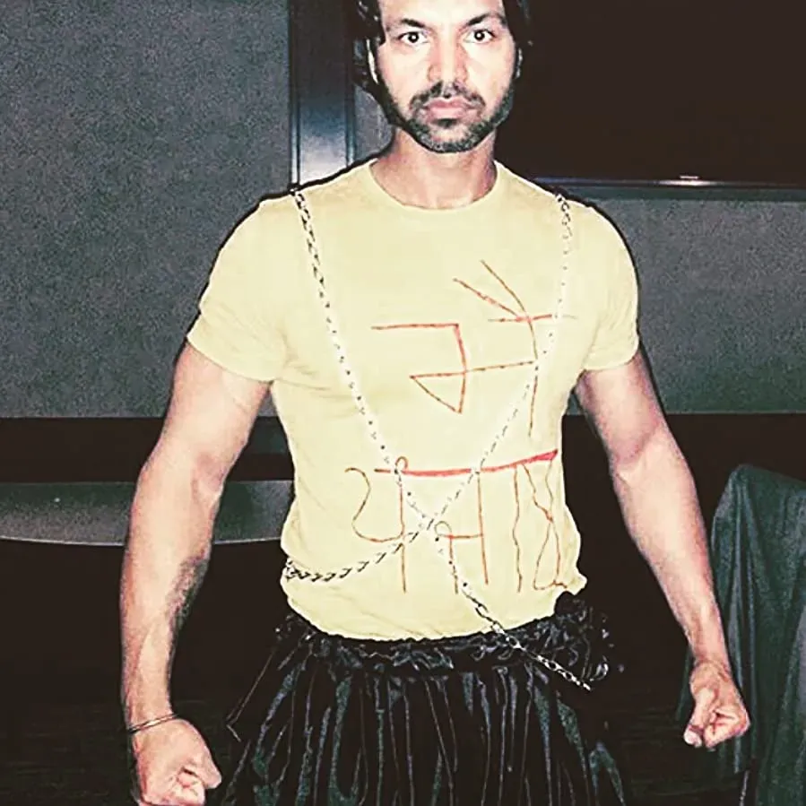 Mirza: The Untold Story online