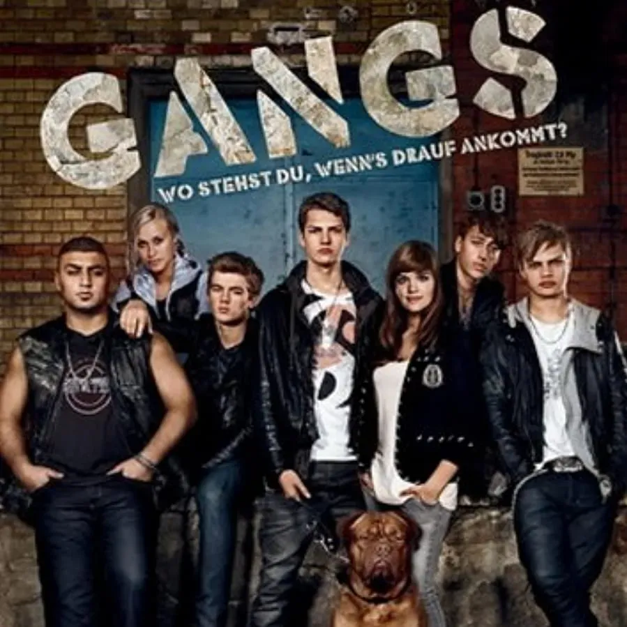 Gangs online