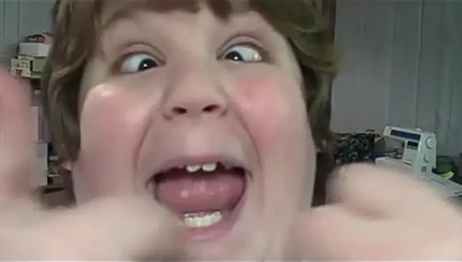 Me at the Zoo online