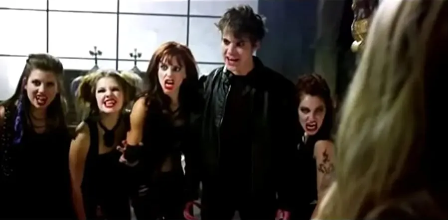 I Kissed a Vampire online