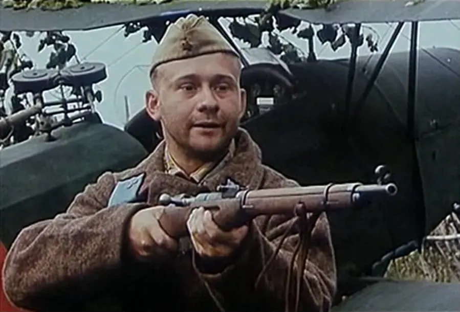 Życie i niezwykłe przygody żołnierza Iwana Czonkina online