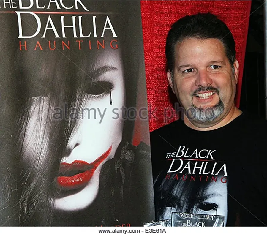 The Black Dahlia Haunting online