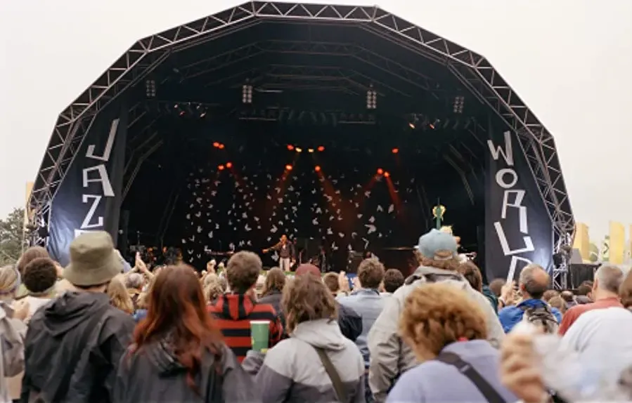 Glastonbury online