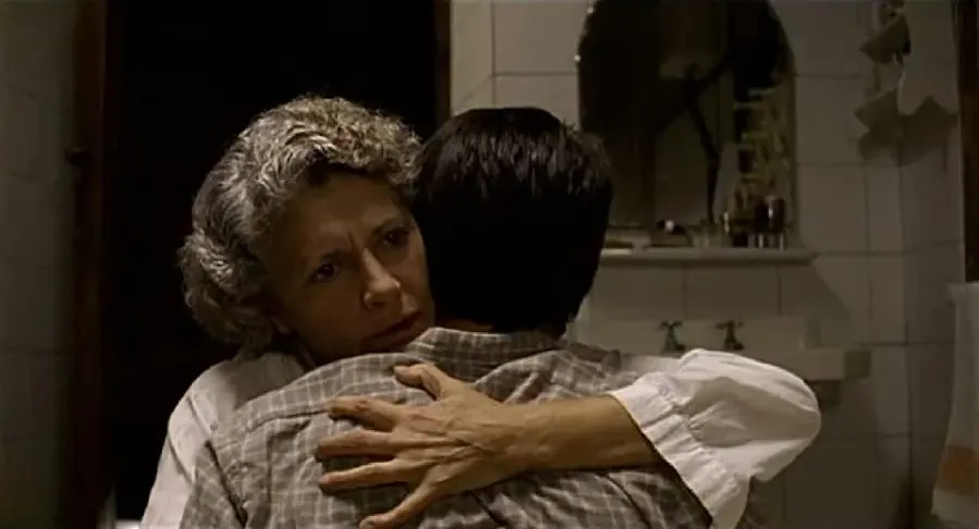 Películas para no dormir: Regreso a Moira online