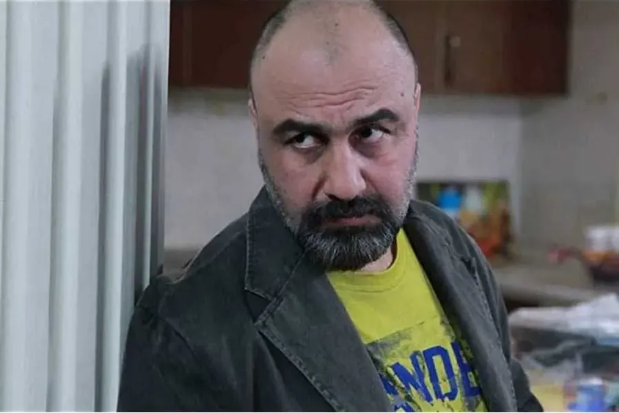 Bikhod & Bi Jahat online