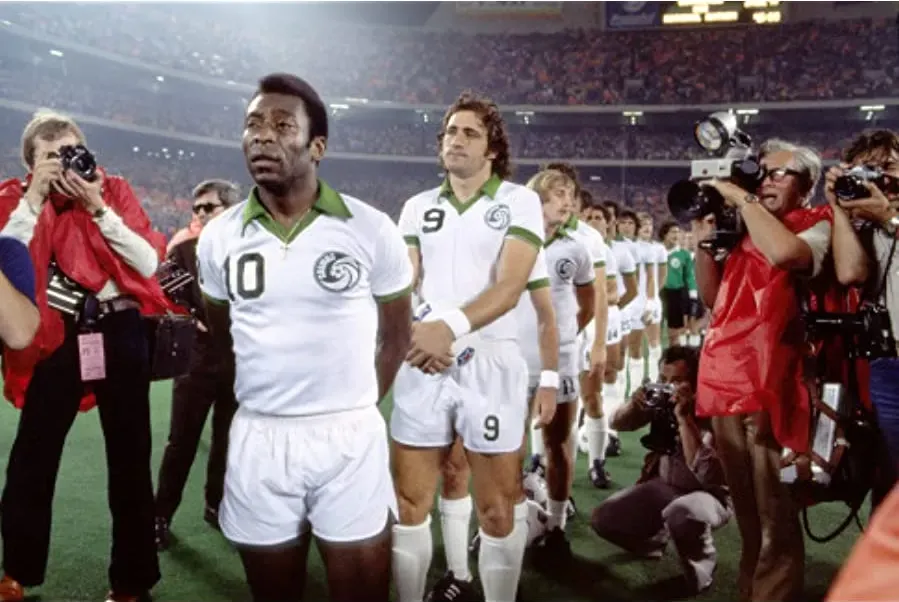 Niezapomniany New York Cosmos online