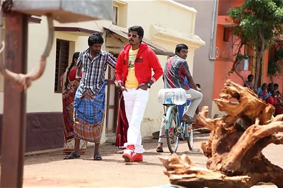 Varuthapadatha Valibar Sangam online
