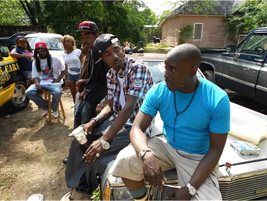 Snow on Tha Bluff online