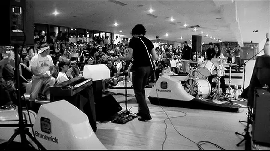 The White Stripes Under Great White Northern Lights online
