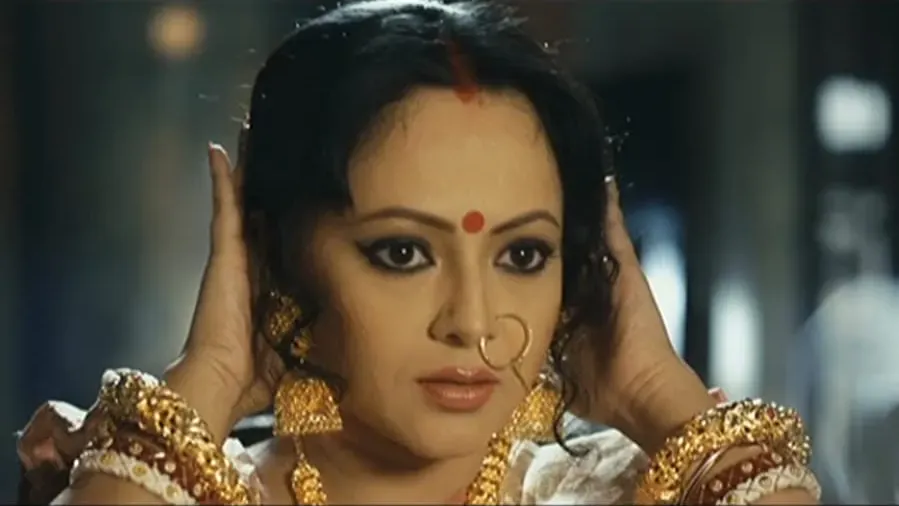 Bhooter Bhabishyat online