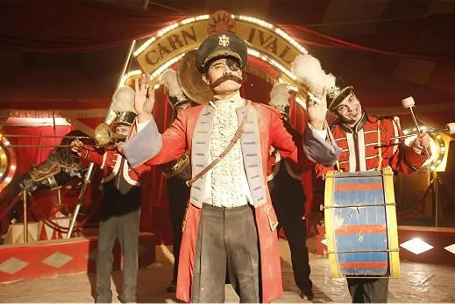The Devil's Carnival online