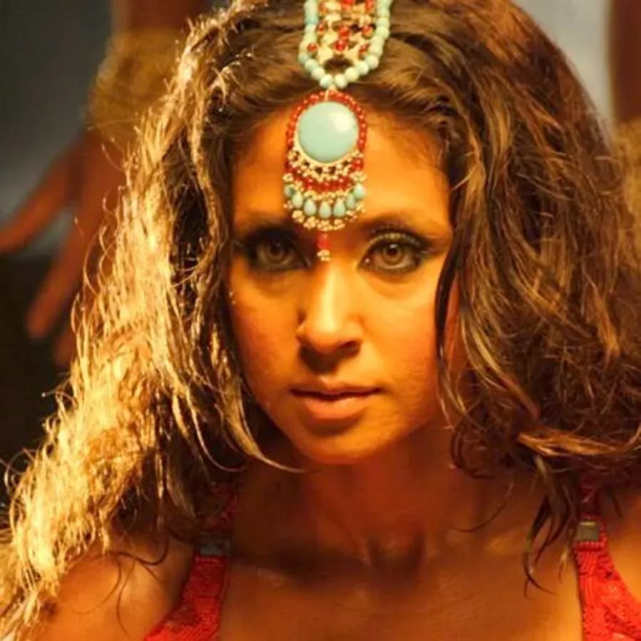 Ram Gopal Varma Ki Aag online