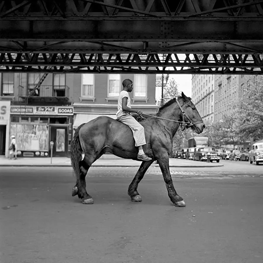 Finding Vivian Maier online