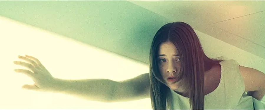 Beyond the Black Rainbow online