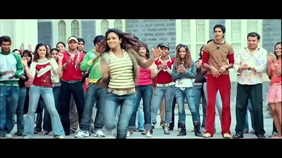 Jaane Tu... Ya Jaane Na online