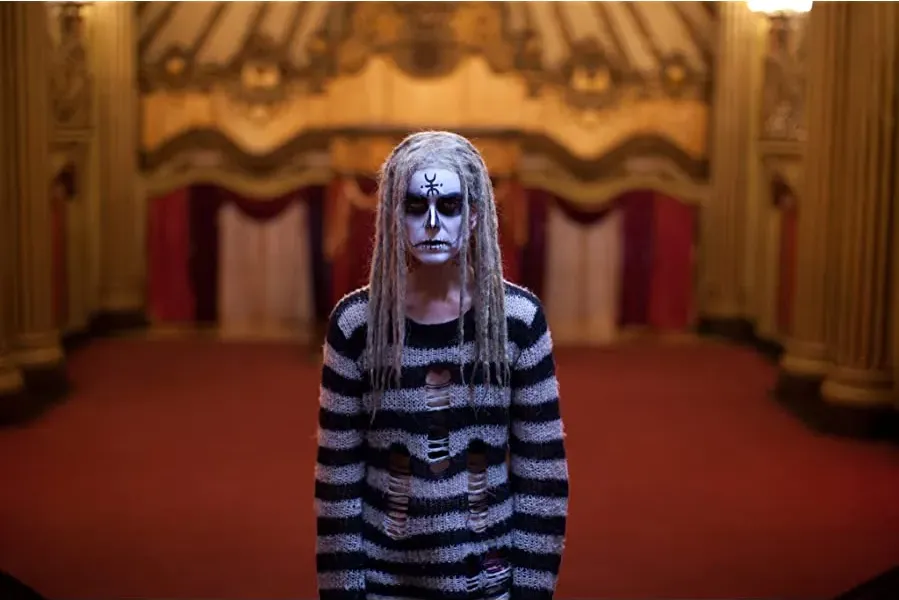 The Lords of Salem online