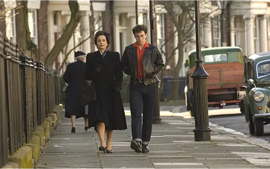 Nowhere Boy online