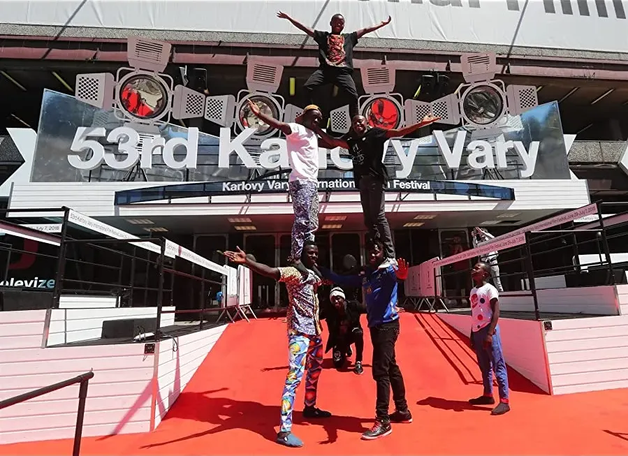 Cirkus Rwanda online