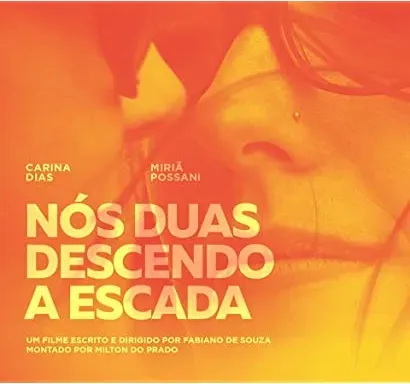Nós Duas Descendo a Escada