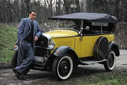 Dzejms Bond je Srbin