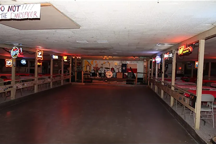 Honky Tonk Heaven: Legend of the Broken Spoke online