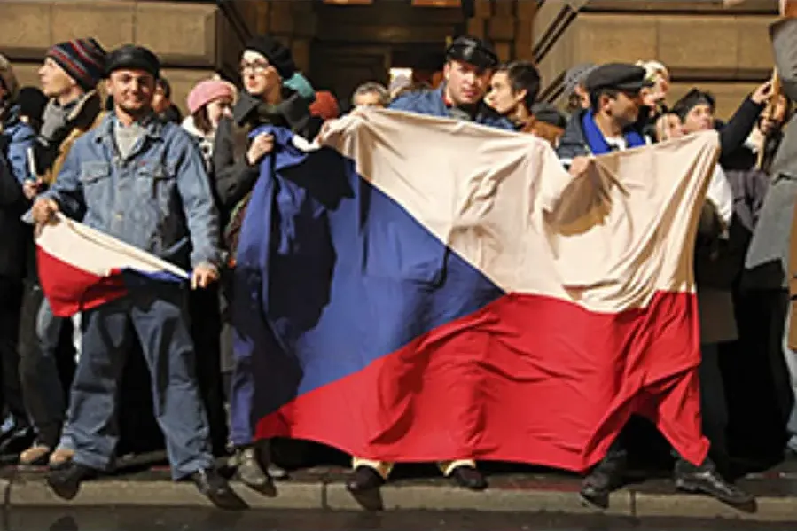 Listopad: A Memory of the Velvet Revolution online