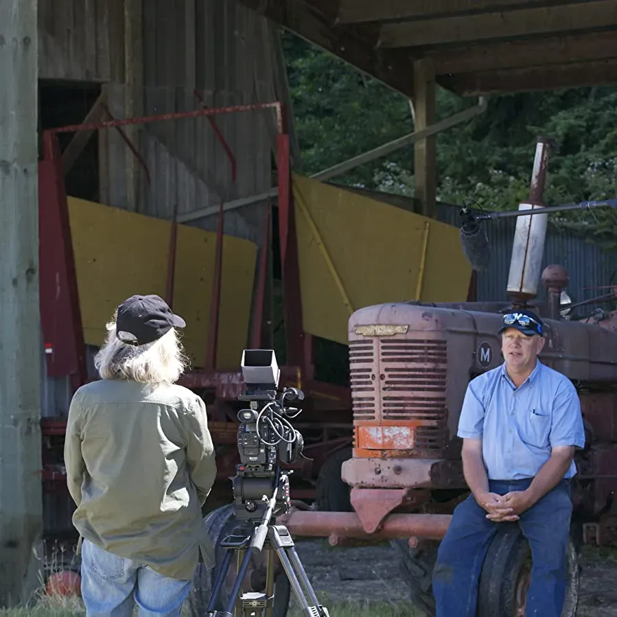Milk Men: The Life and Times of Dairy Farmers online