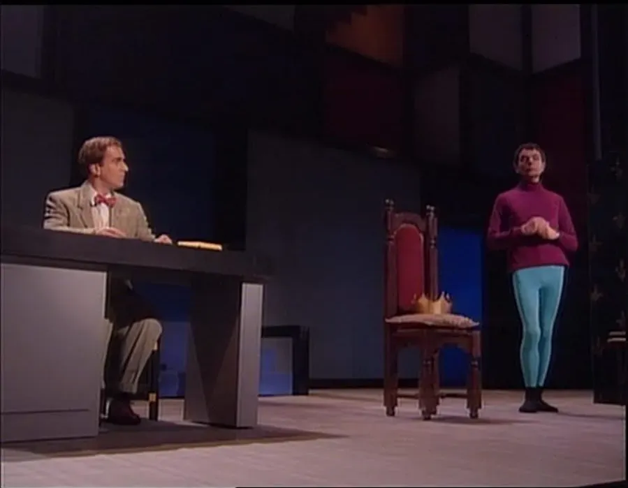 Rowan Atkinson Live online