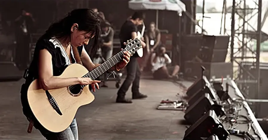 For Those About to Rock: The Story of Rodrigo y Gabriela online