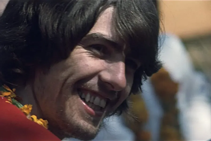 Meeting the Beatles in India online