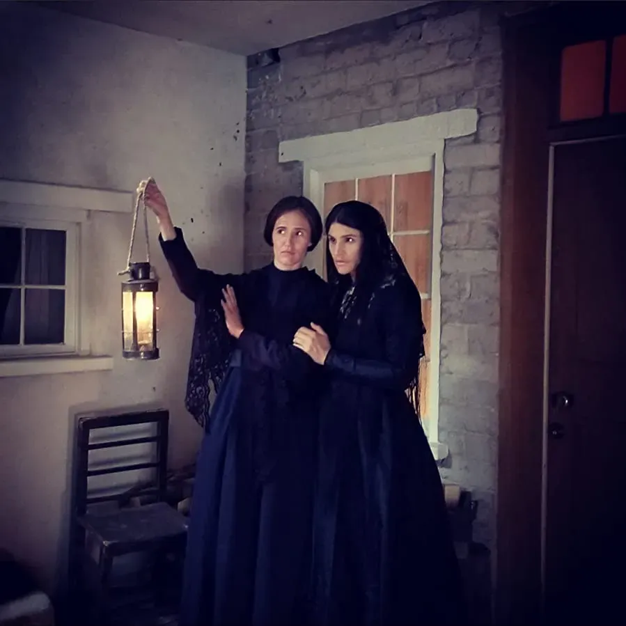 In Emma's Footsteps online