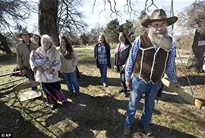 America's Fugitive Family