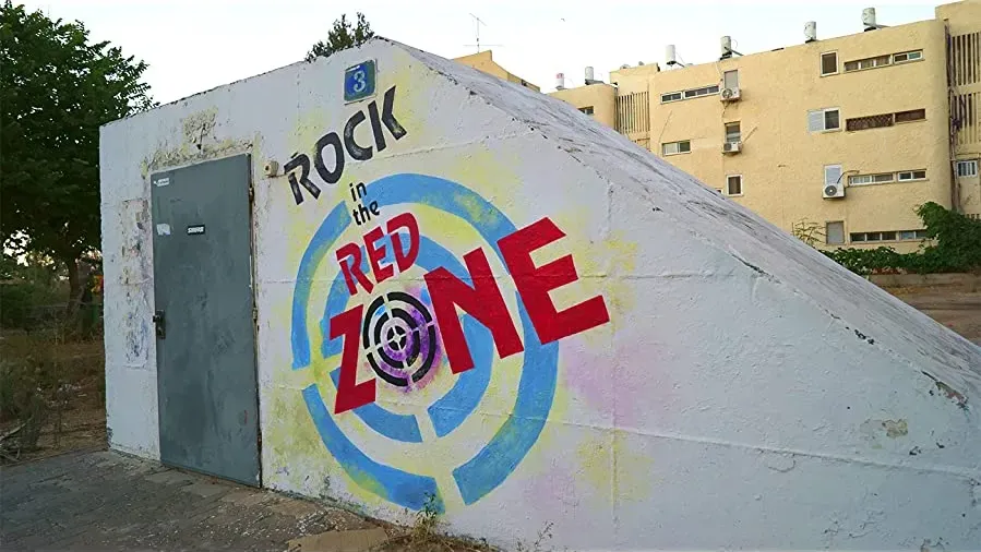 Rock in the Red Zone online
