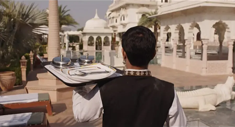 Back to the Taj Mahal Hotel online