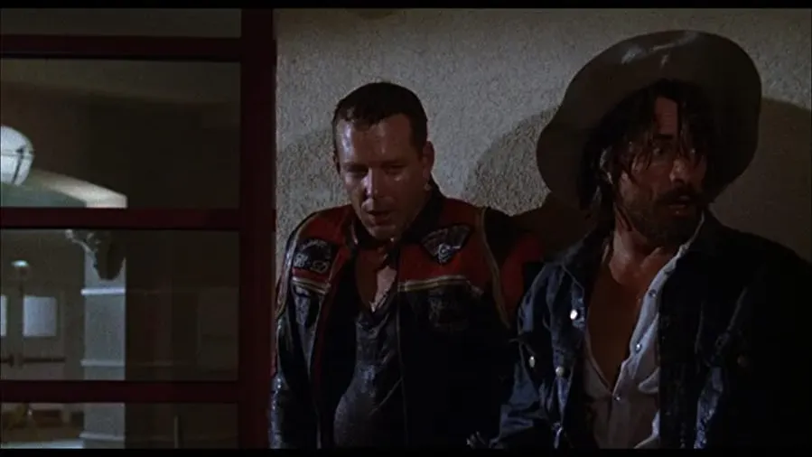 Harley Davidson i Marlboro Man online