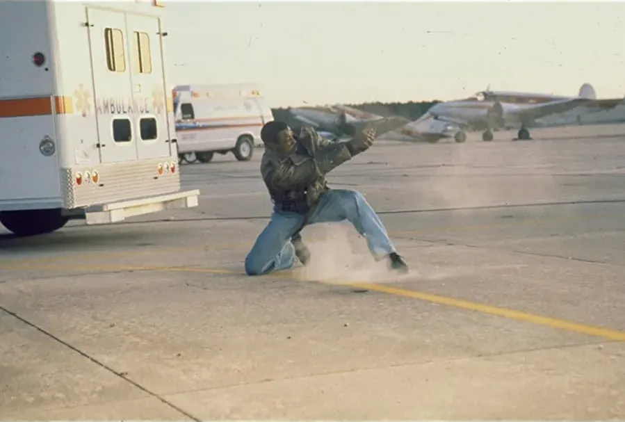 Passenger 57 online