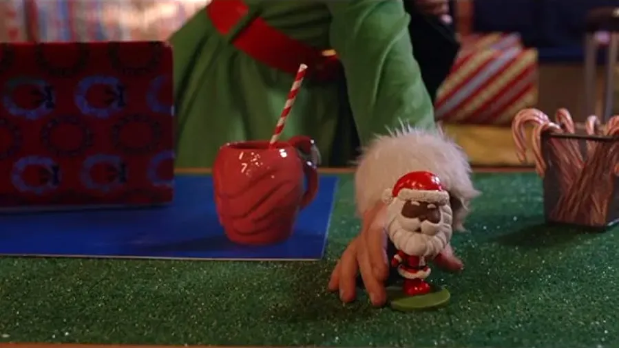 Elfette Saves Christmas online