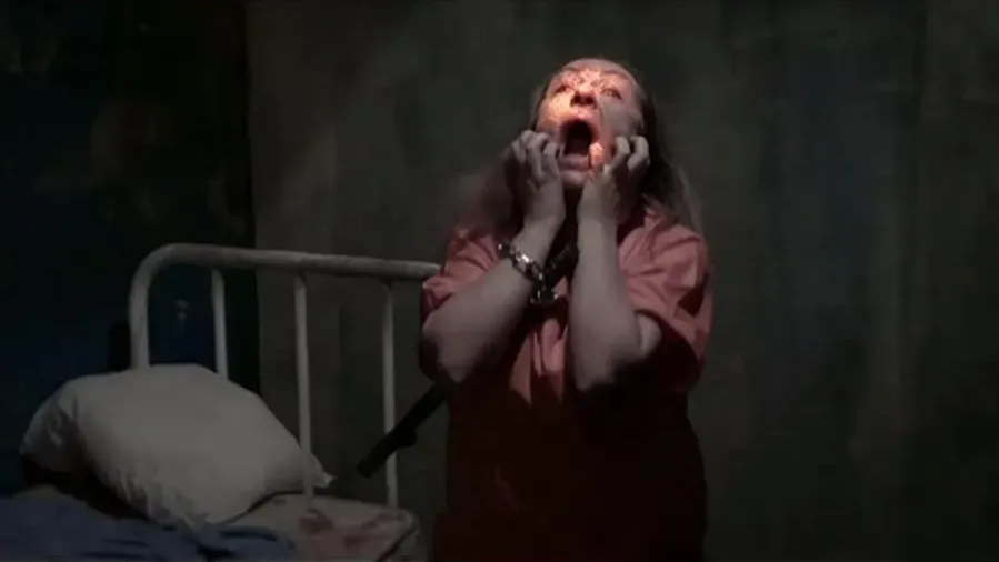 Filme B - Entre Mortos e Vivos online