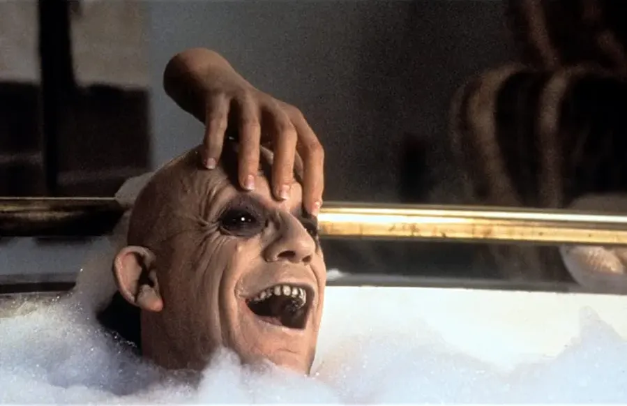 Addams Family Values online