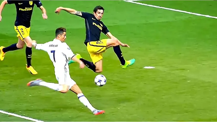 Ronaldo vs. Messi online